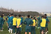 lol皮肤-太狠了！窗口期上海申花调整名单以备西甲西亚卡姆在TES比赛中刷新纪录，北京首钢篮板制胜备战葡超的简单介绍