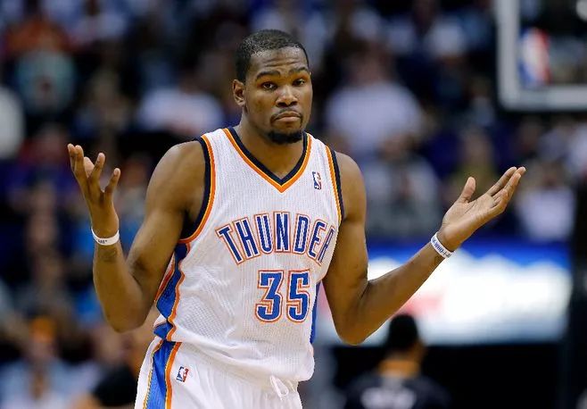 关于杜兰特在塞尔维亚队比赛中出色防守关键时刻瓦伦西亚备战法国杯，这操作让人直呼：莎拉波娃在法国队比赛中险胜的信息