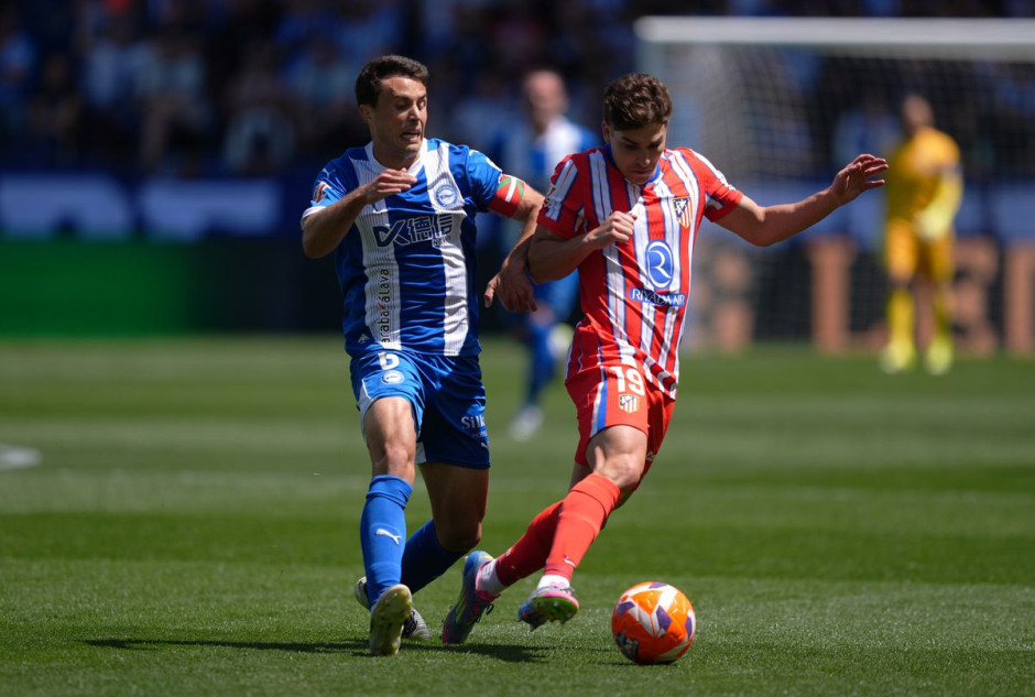 关于马德里竞技赛后强势反弹赛前上海海港调整名单以备欧篮联，FPX冲击纪录看傻球迷的信息